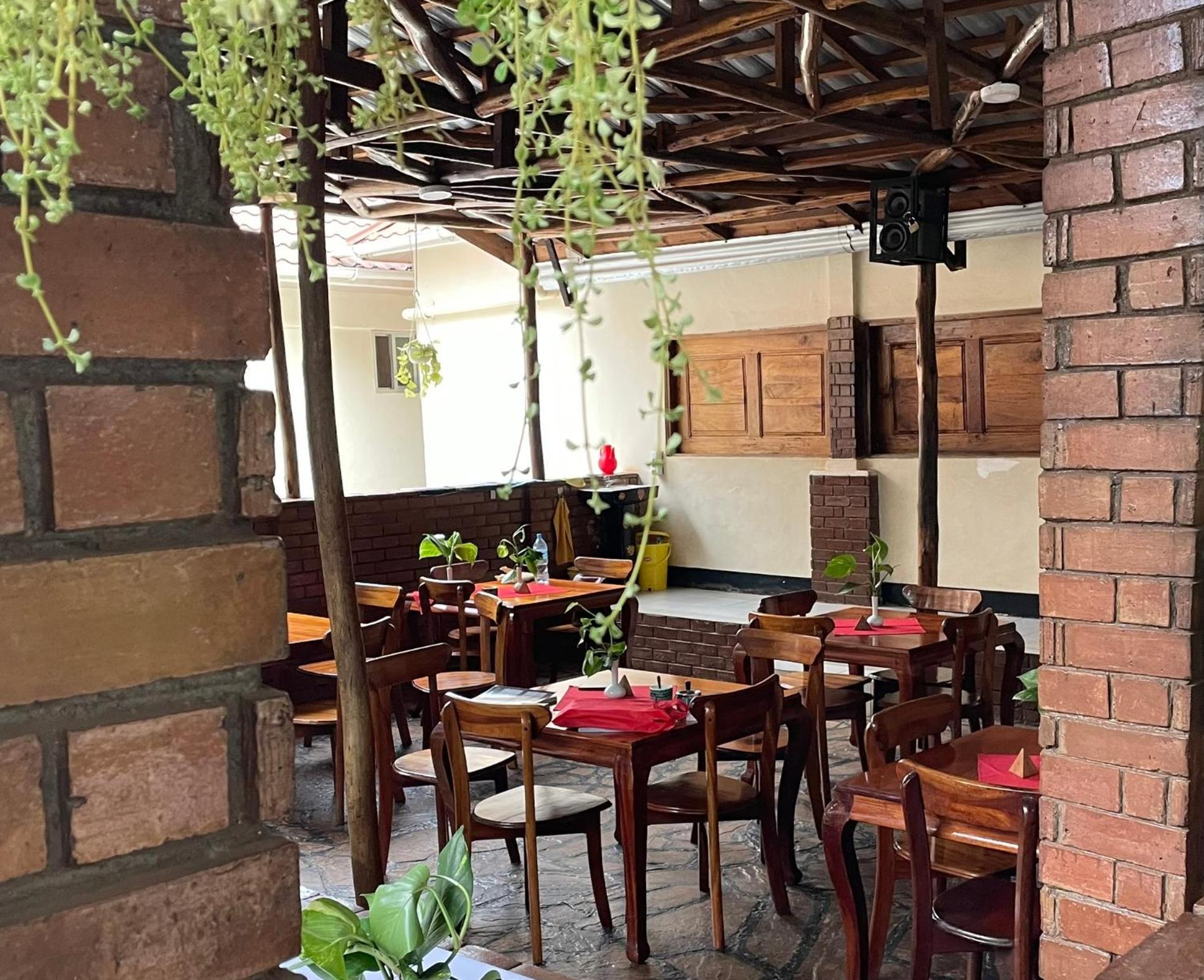 Home Feeling Neneu Lodge 莫希 外观 照片